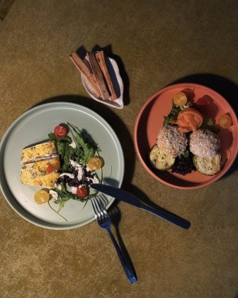 justfood x 712 PAPERS