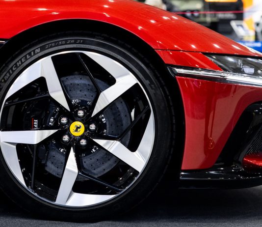 Итоги первого Московского автошоу: неожиданные премьеры и развлечения для всех Итоги первого Московского автошоу