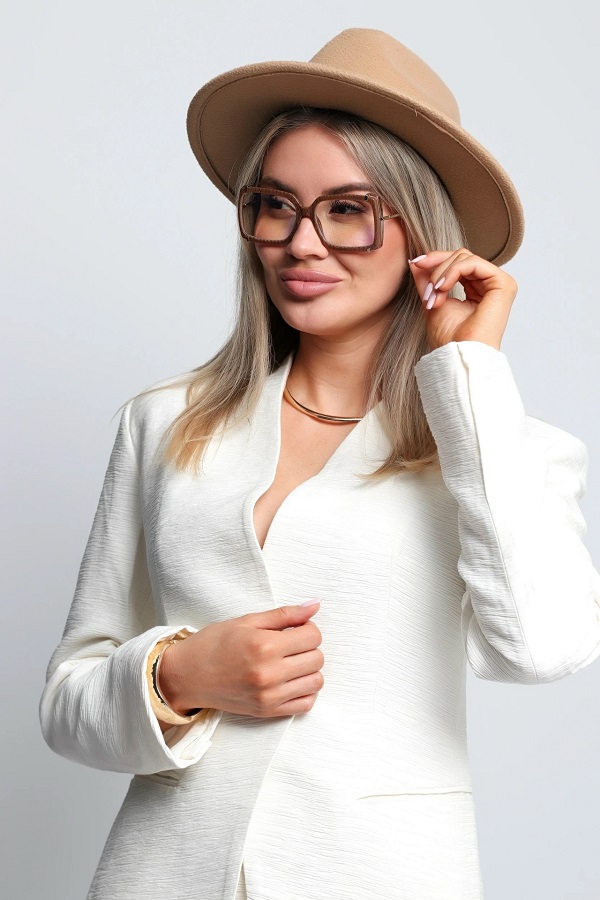 Стилист Ангелина Косованова