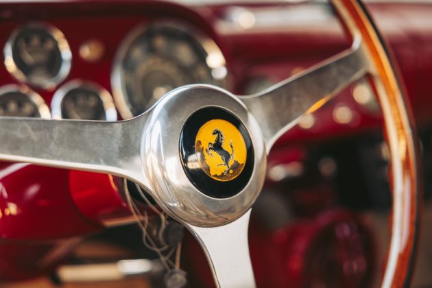 Авто 1957 Ferrari 250 GT Coup&eacute; by Boano