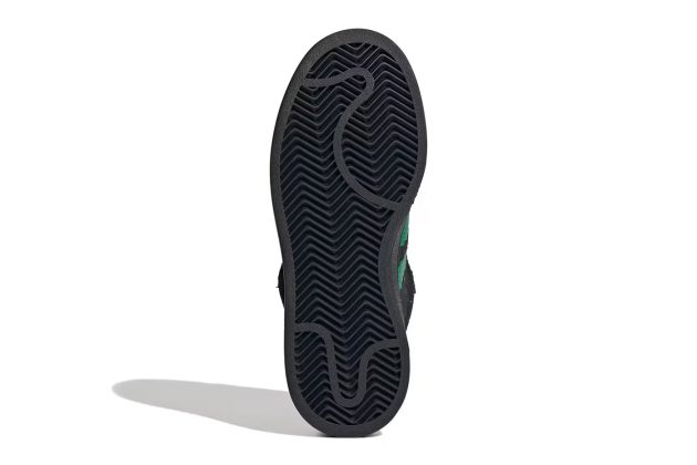 Кроссовки Minecraft x adidas Holiday 2025 Collection