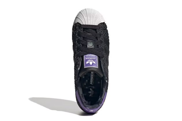 Кроссовки Minecraft x adidas Holiday 2025 Collection