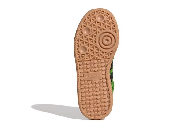 Кроссовки Minecraft x adidas Holiday 2025 Collection