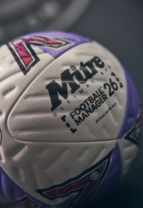 Мяч Mitre x Football Manager Ultimax