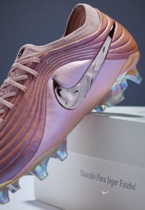 Бутсы Nike Tiempo Maestro Mtlc Red Bronze/Mtlc Rose Gold