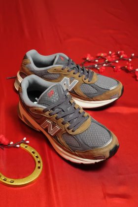 Кроссовки New Balance Year of the Horse