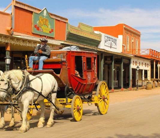 Тумстоун: город, который застрял во времени Дикого Запада Город Тумстоун