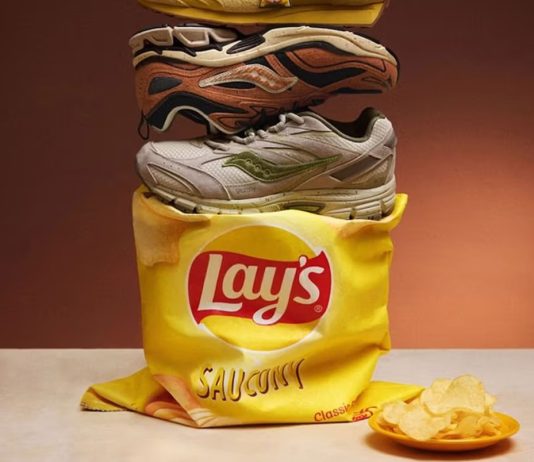 Кроссовки со вкусом чипсов: Lay’s и Saucony превратили снеки в обувь Кроссовки Lays x Saucony