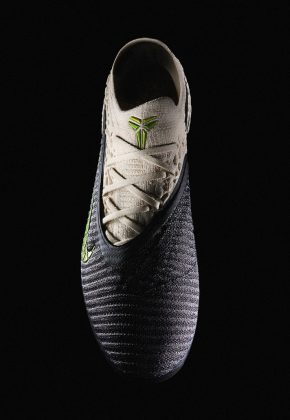 Бутсы Nike Phantom 6 Black Mamba