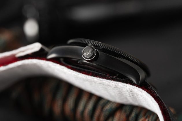 Часы Worn & Wound x VAER x Topo Designs Solar Hiker