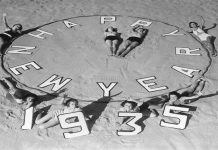 Новый год на пляже 1930-х годов: винтажные фото женщин, встречающих Новый год в купальниках Новый год на пляже