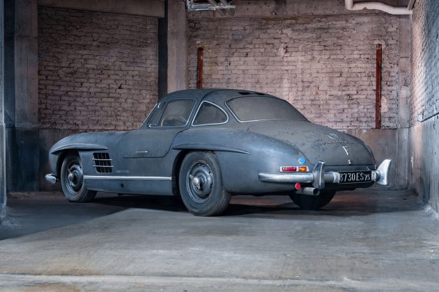 Авто Mercedes-Benz 300 SL Gullwing 1956 года