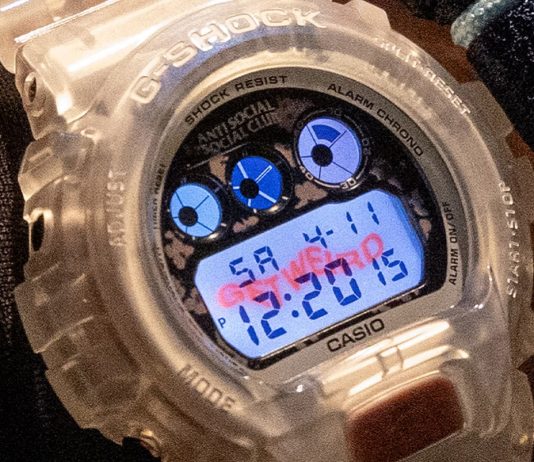 Anti Social Social Club и G-SHOCK представили цветочную коллаборацию с прозрачными часами Часы Anti Social Social Club и G-SHOCK