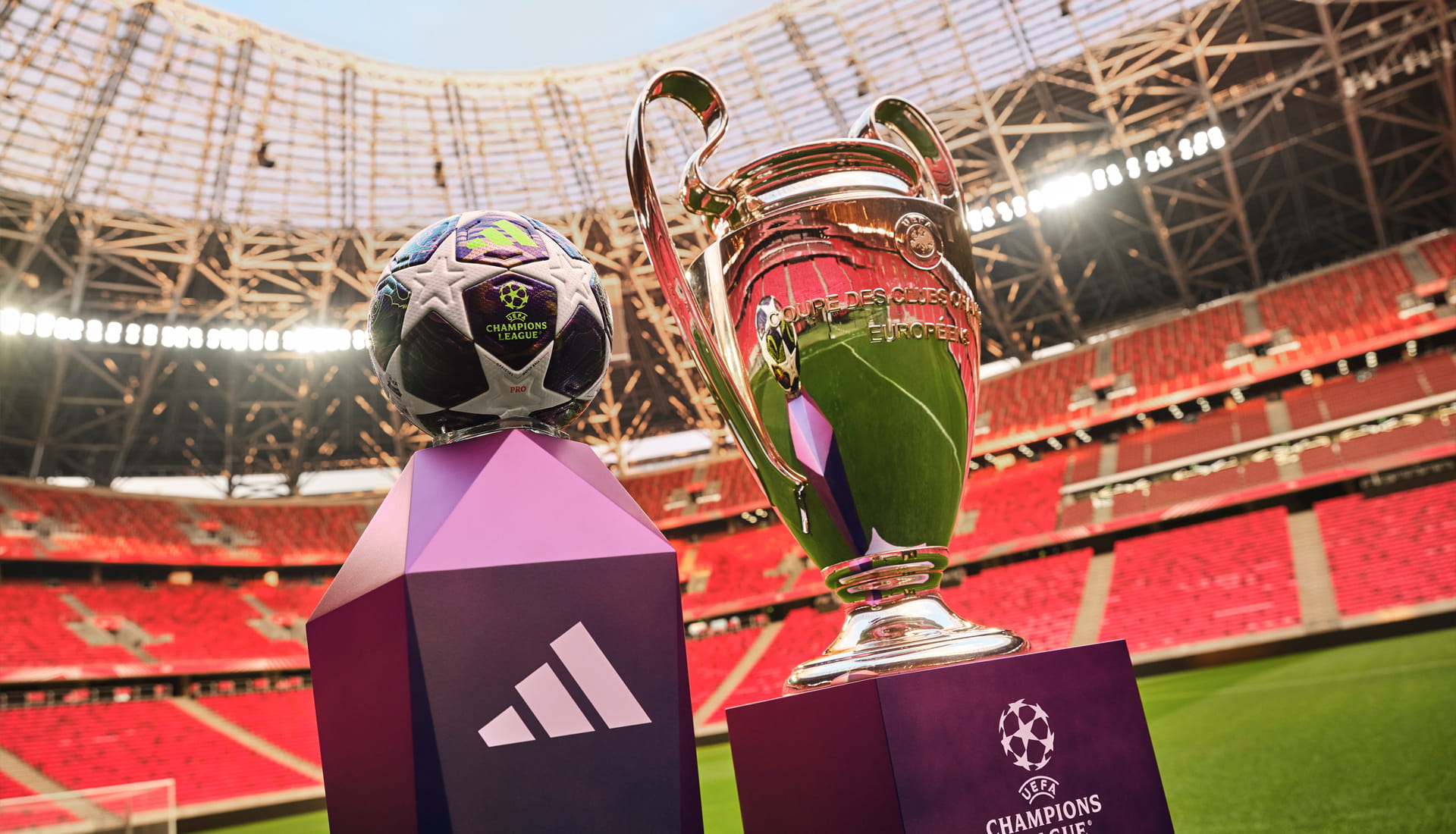 Мяч Лиги чемпионов 2026