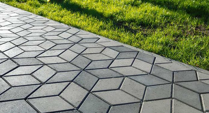 Укладка тротуарной плитки