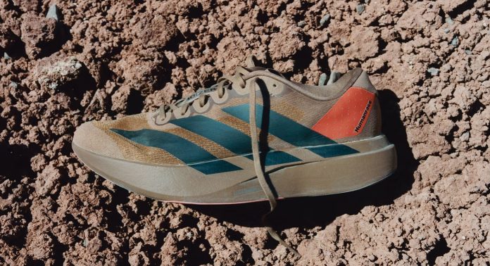 Кроссовки adidas x Humanrace