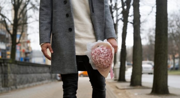 Руководство для мужчин, которые хотят дарить цветы правильно