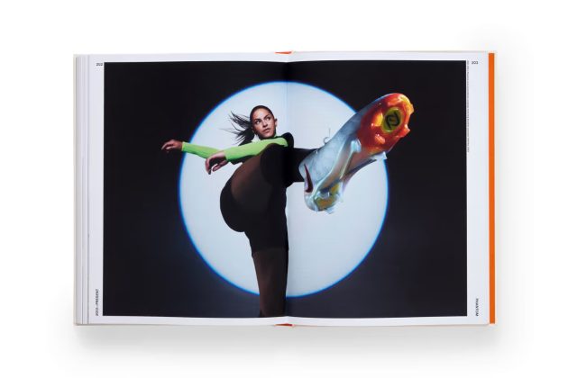 Книга Nike x Phaidon