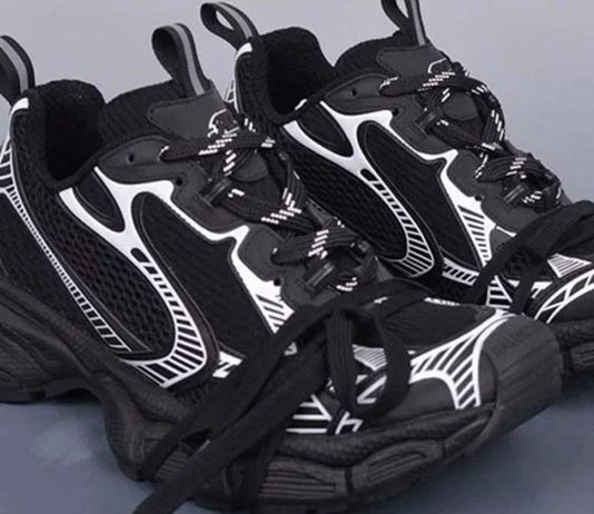 Женские кроссовки BALENCIAGA: баланс футуризма и повседневной элегантности Женские кроссовки BALENCIAGA