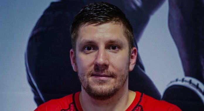 Дмитрий Кравец тренер по боксу