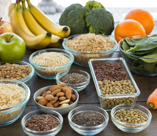 Цифровая нутрициология: ИИ, носимые устройства и персонализация питания в реальном времени Цифровая нутрициология