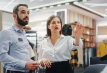 Кто управляет вашими шопинг-списками? Вся правда о профессии администратора магазина одежды Кто такой администратор магазина одежды