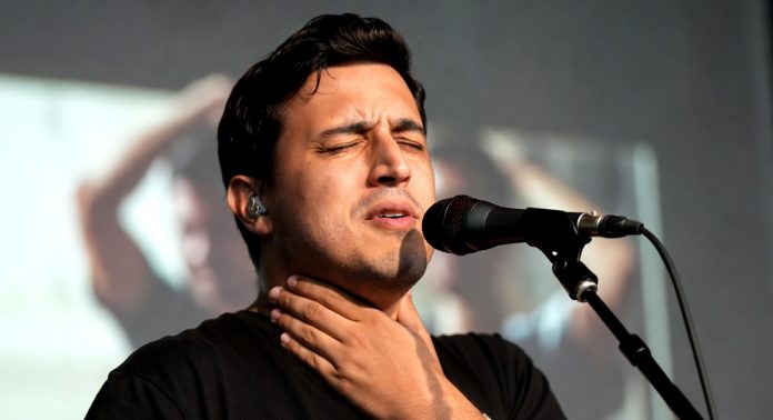 Осипший и хриплый голос