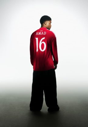 Форма Манчестер Юнайтед 2026 2027 от adidas