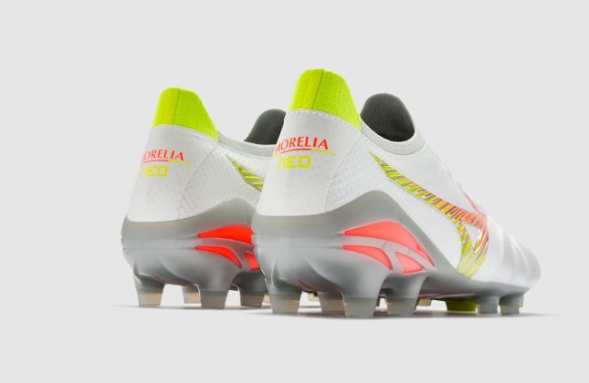 Бутсы Mizuno Prism White Pack