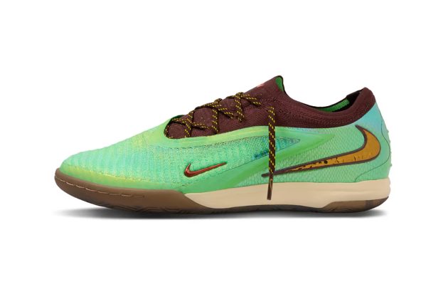 Бутсы Travis Scott x Nike Phantom 6 Low &ldquo;Cactus Jack&rdquo; pack