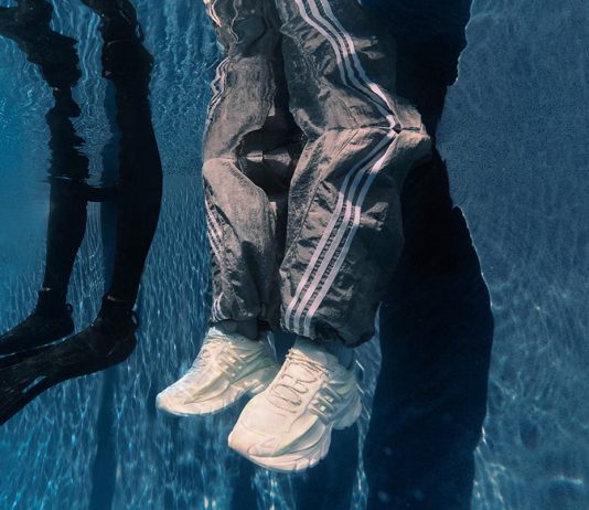 Фаррелл и adidas: Adistar Jellyfish в «Triple White» — новая глава с Джеремайей Смитом Кроссовки adidas x Pharrell Williams VIRGINIA Adistar Jellyfish “Triple White”