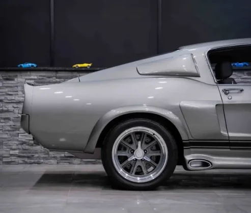 Автомобиль 1967 Ford Mustang Fastback Eleanor Tribute Edition