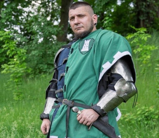 Алексей Тищенко – воин бронированной эпохи Алексей Тищенко, глава клуба ИСБ "Бастион" (Донецк ДНР), а также глава Донецкого регионального отделения ИСБ России
