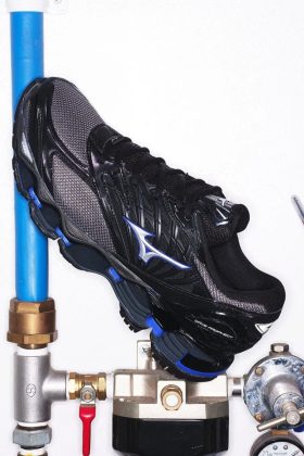Кроссовки Mizuno Wave Prophecy LS