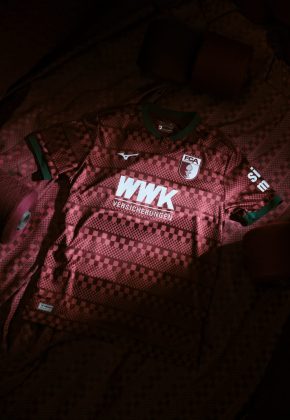Резервная форма Аугсбурга от Mizuno на сезон 2026 2027